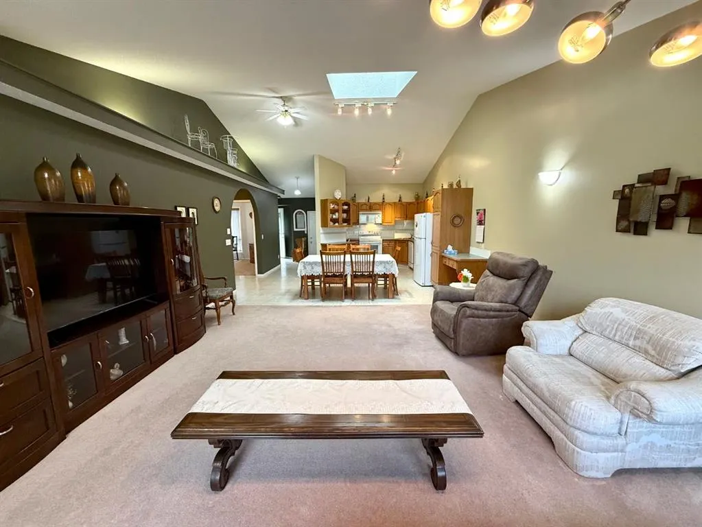 211 Baker Creek Place SW