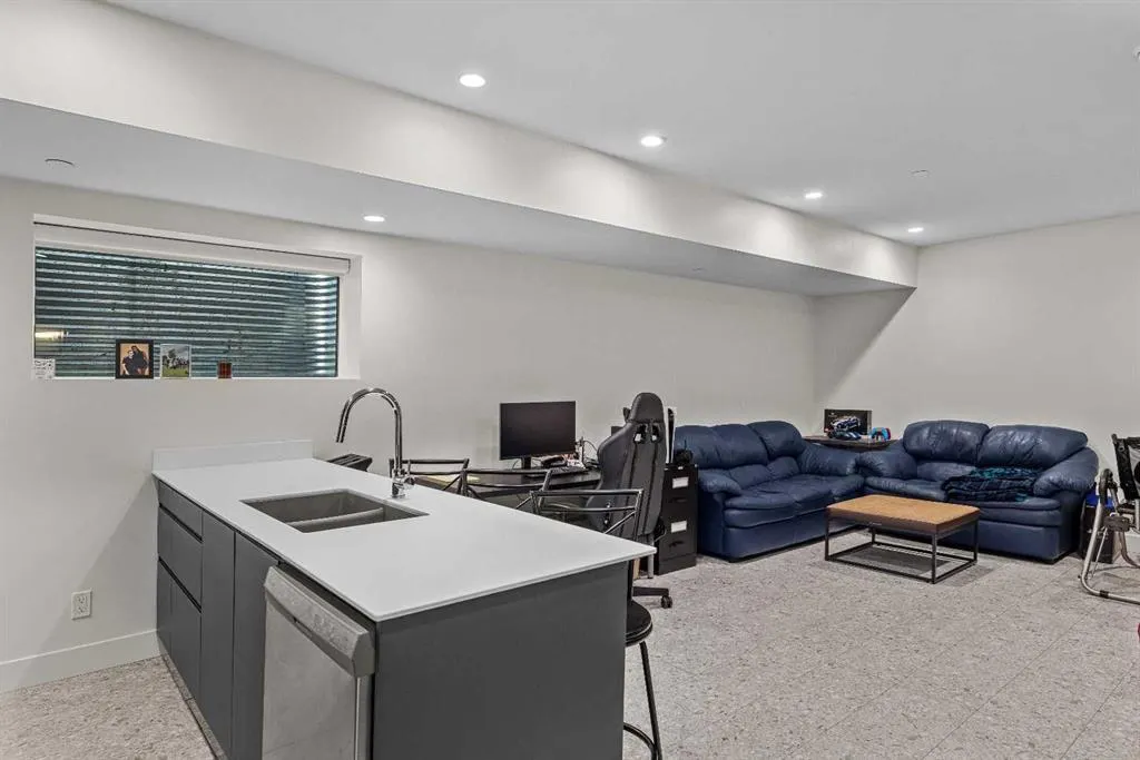 254A Three Sisters Drive