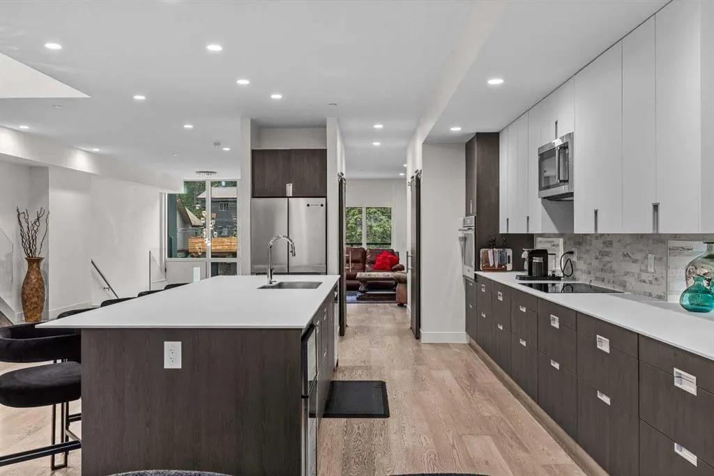 254A Three Sisters Drive