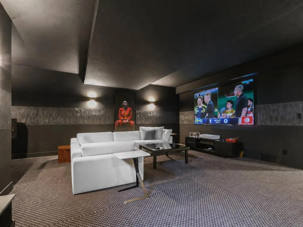 17 Silverhorn Park