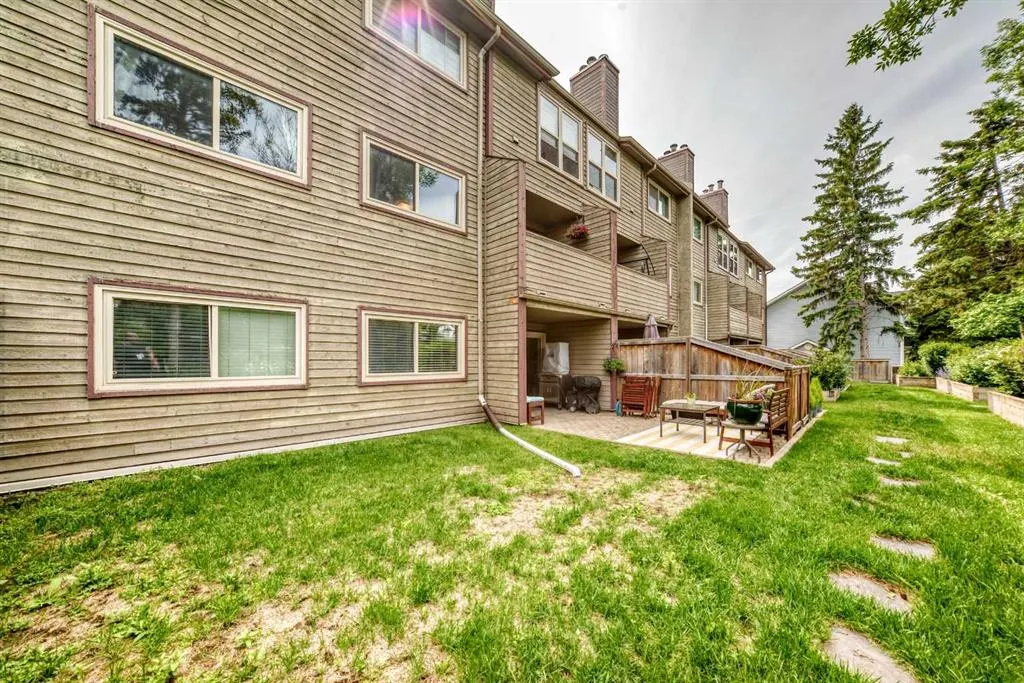 2218 30 Street SW #101