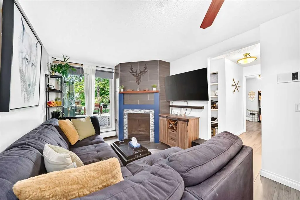 2218 30 Street SW #101