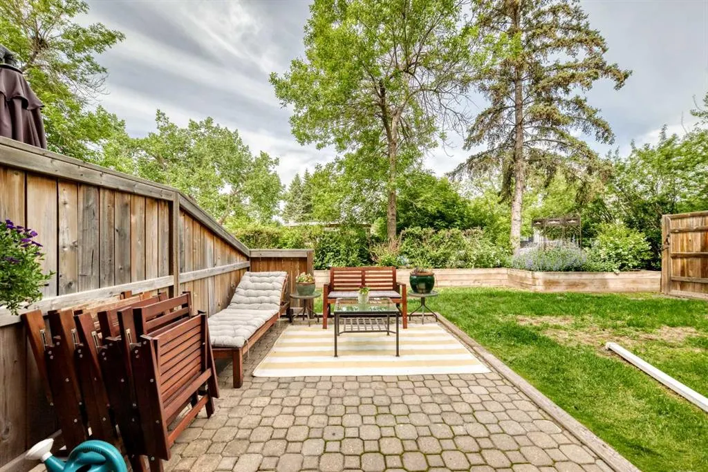 2218 30 Street SW #101