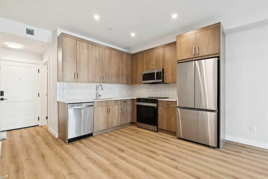 1802 Mahogany Boulevard SE #6103