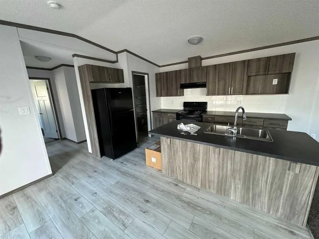 24 Homestead Way SE