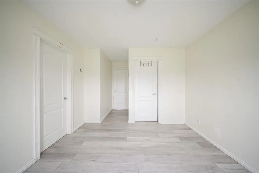 100 Albion Drive #30