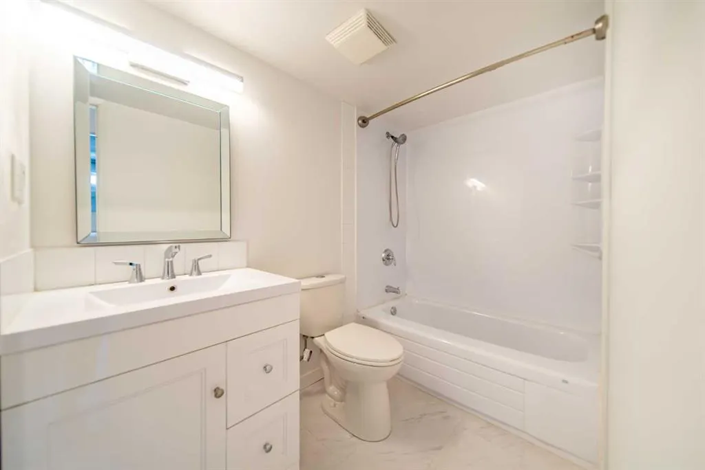 8604 48 Avenue NW #712
