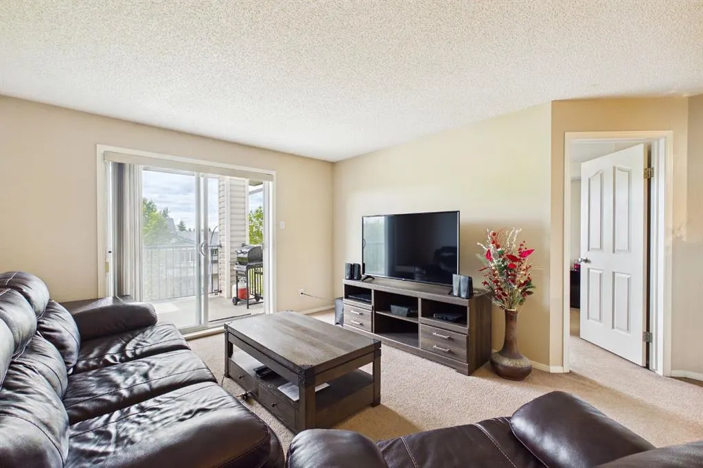 2371 Eversyde Avenue SW #2305