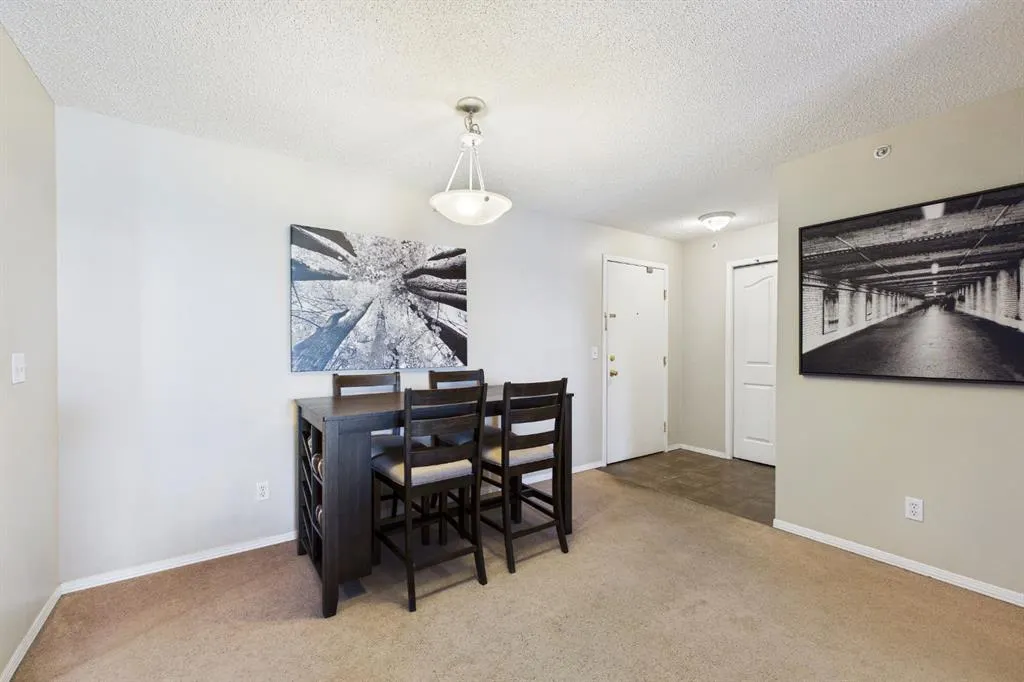 2371 Eversyde Avenue SW #2305