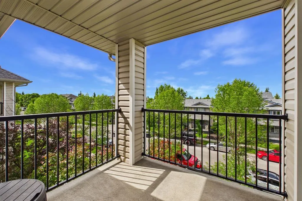 2371 Eversyde Avenue SW #2305