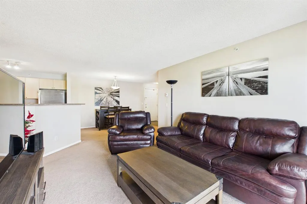 2371 Eversyde Avenue SW #2305