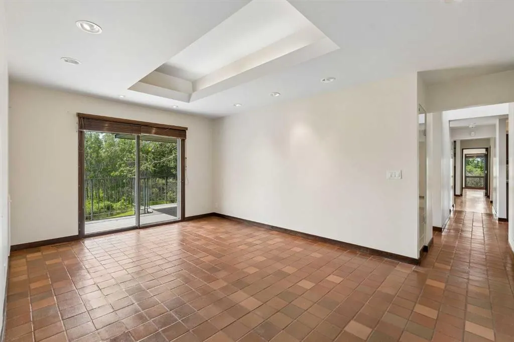 237 Escarpment Drive