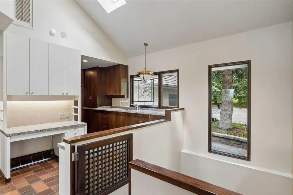 237 Escarpment Drive