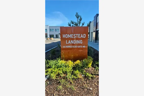 64 Homestead Gate NE