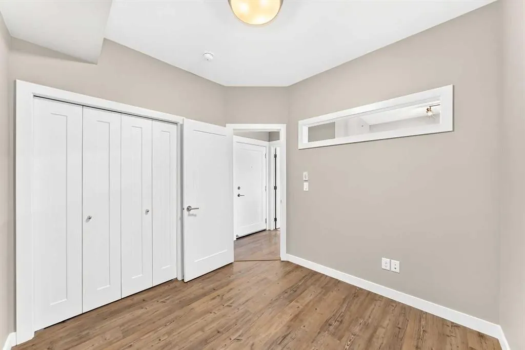300 Auburn Meadows Common SE #402
