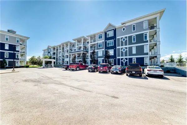 300 Auburn Meadows Common SE