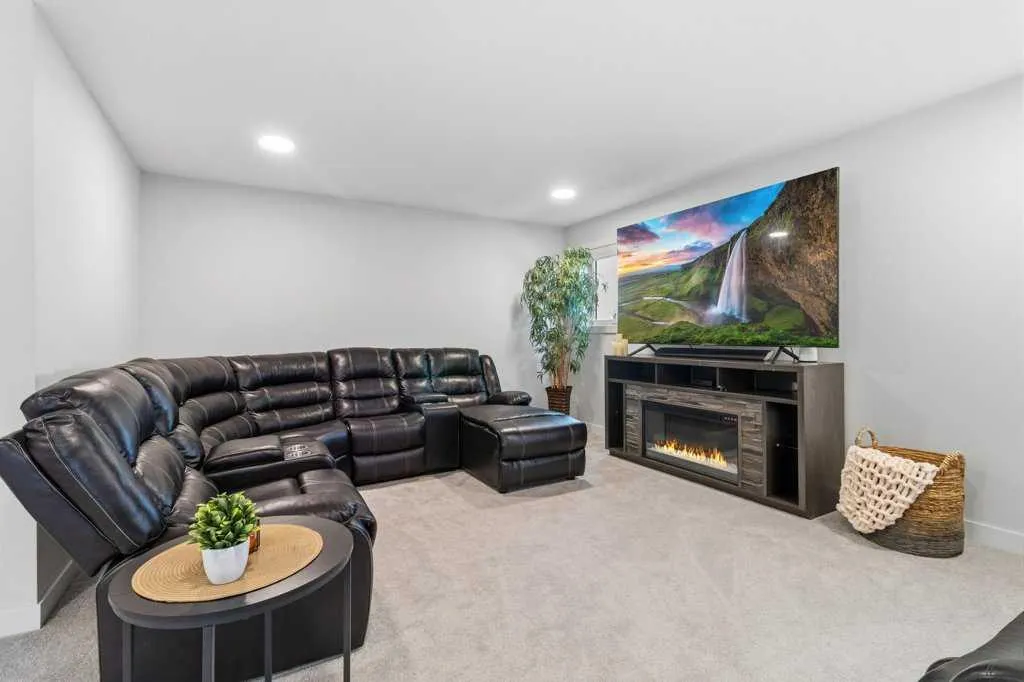 58 Bardwell Way