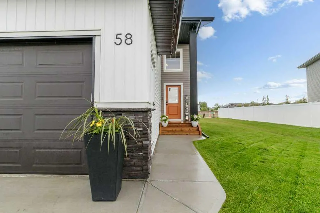 58 Bardwell Way