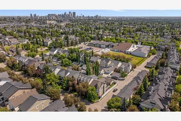 113 Ypres Green SW