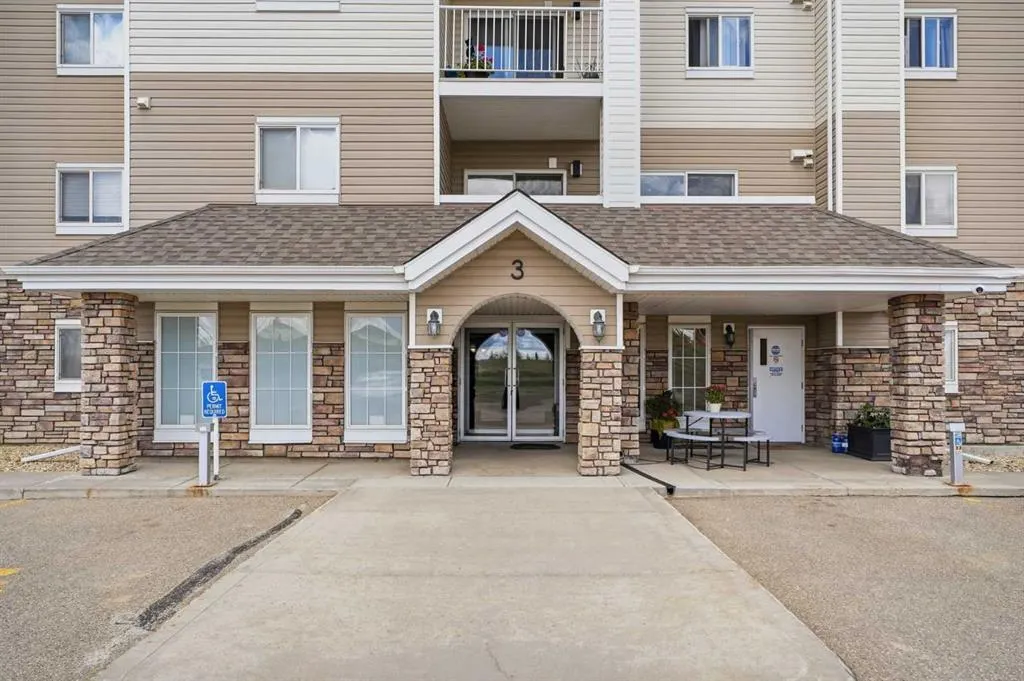 3 Broadway Rise #310