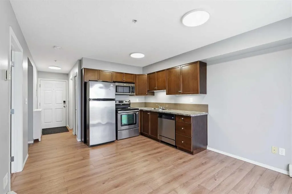 3 Broadway Rise #310