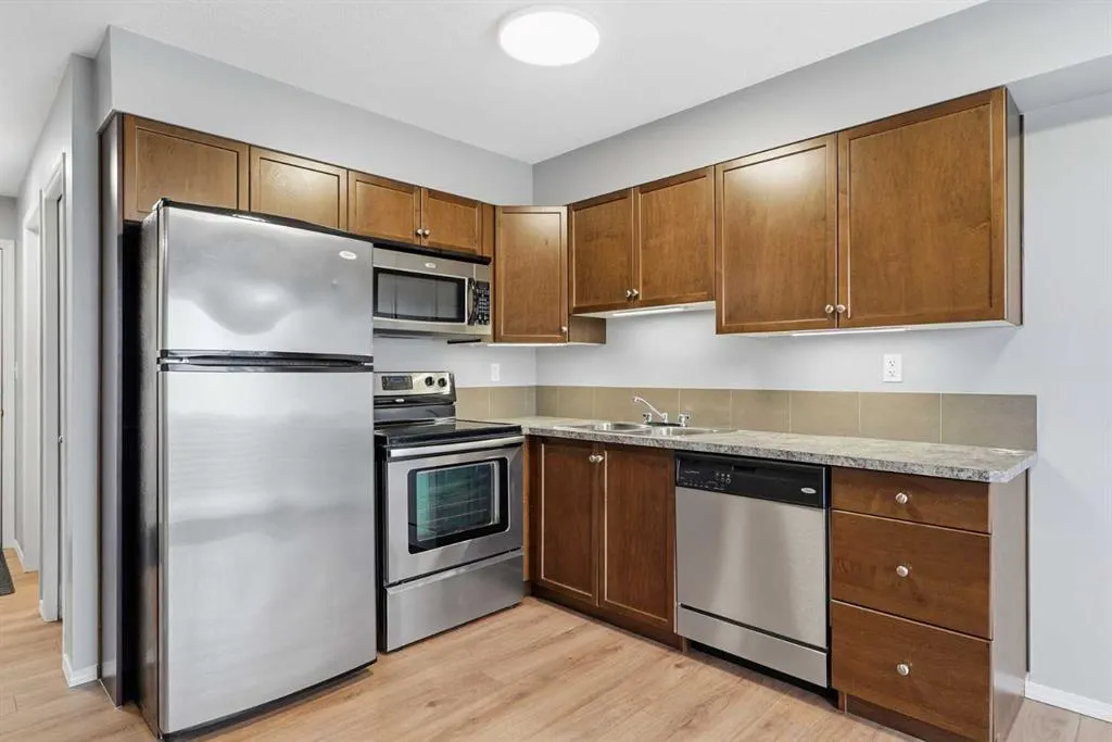 3 Broadway Rise #310