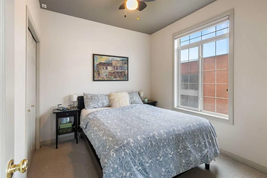 527 15 Avenue SW #406