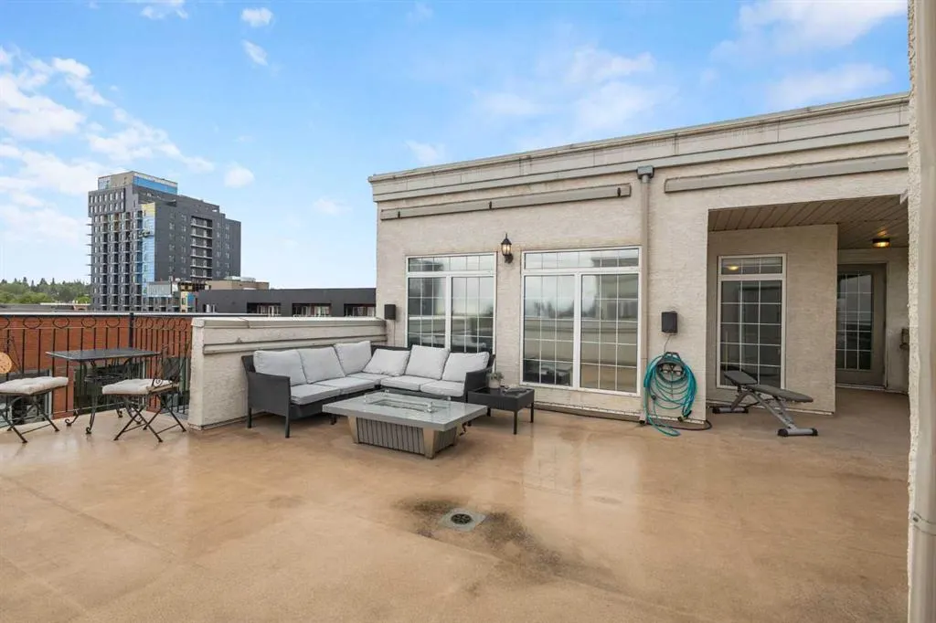 527 15 Avenue SW #406
