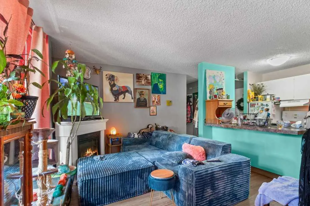 4700 55 Street #107