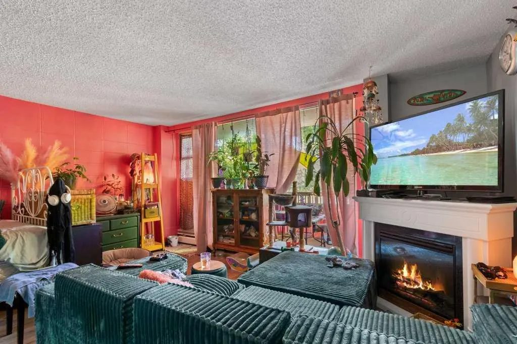 4700 55 Street #107