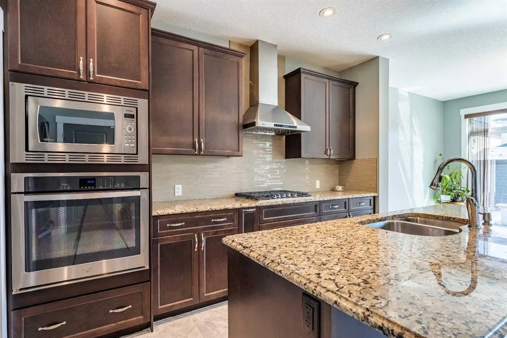 136 Legacy Circle SE