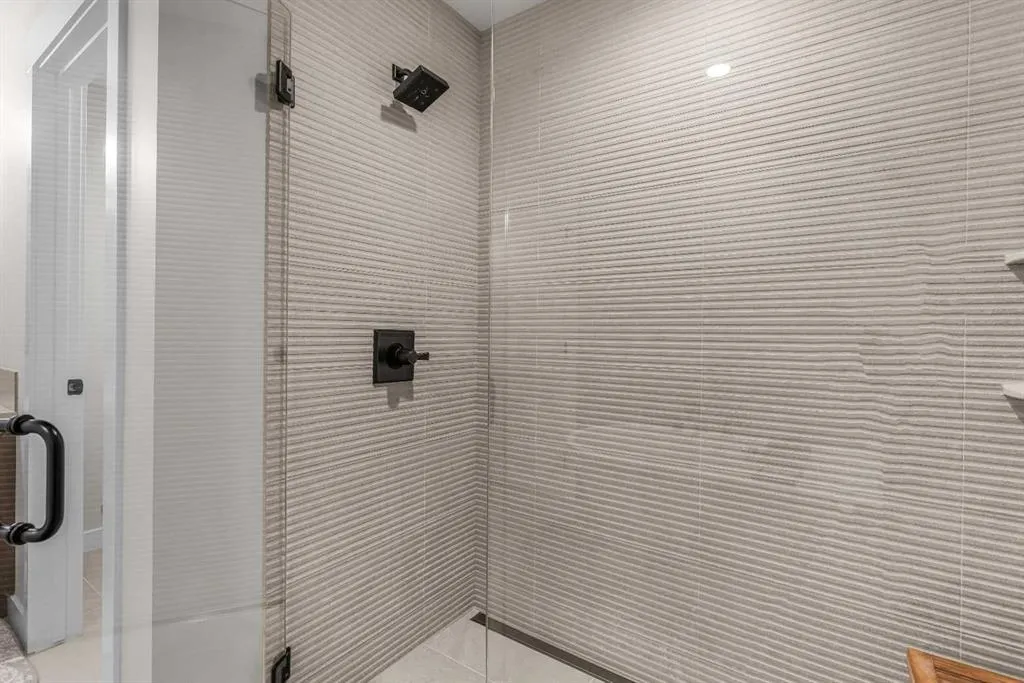 1105 Spring Creek Drive #206