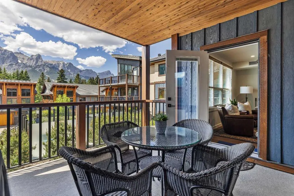 1105 Spring Creek Drive #206
