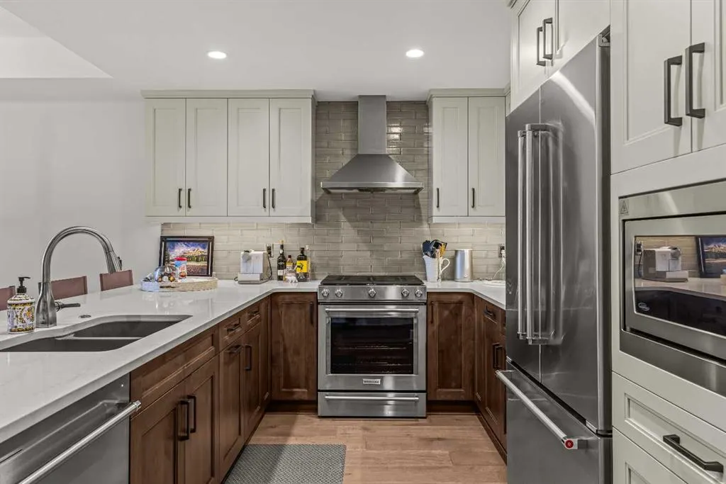 1105 Spring Creek Drive #206