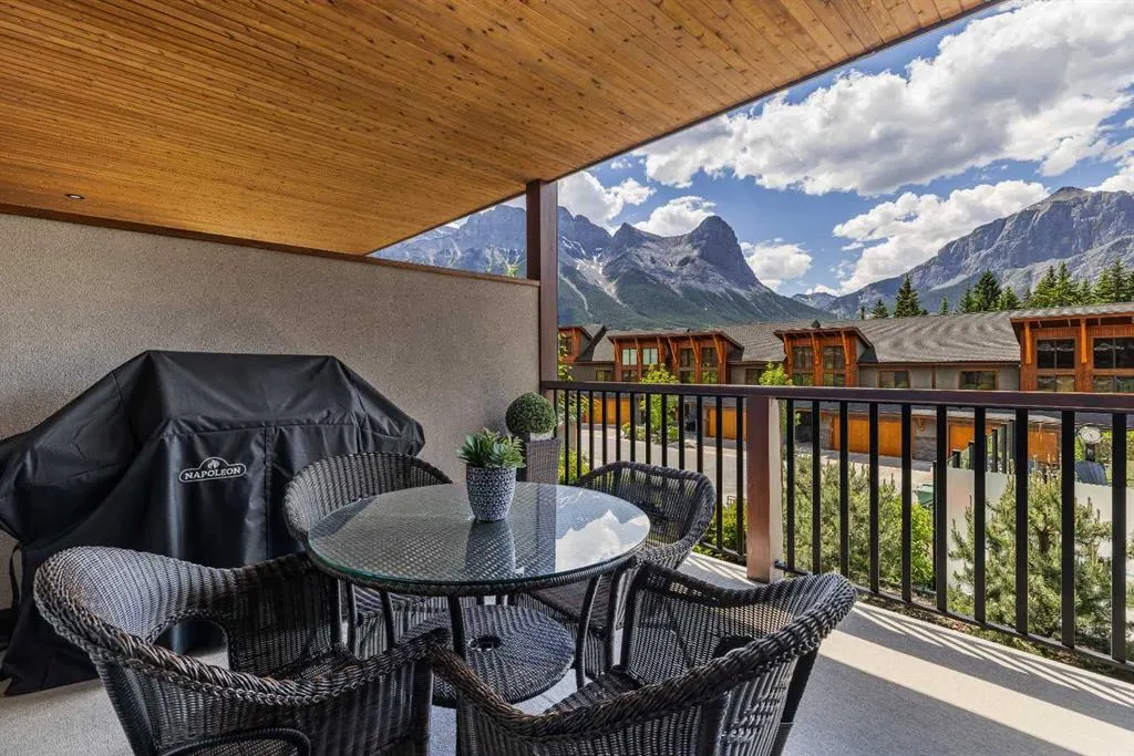 1105 Spring Creek Drive #206