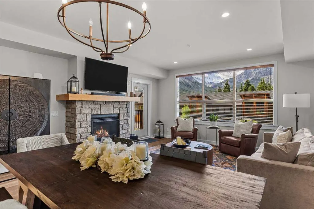 1105 Spring Creek Drive #206