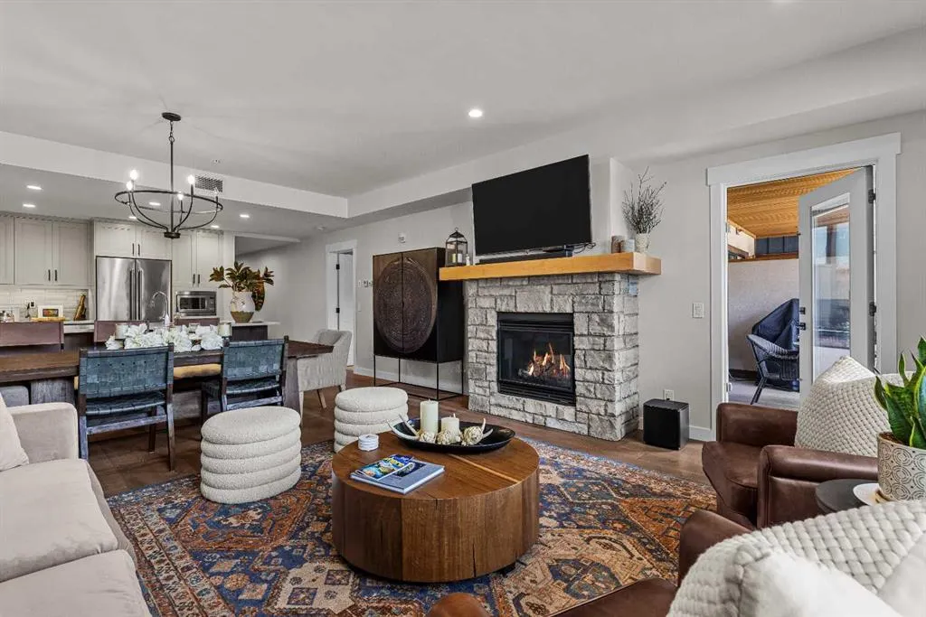 1105 Spring Creek Drive #206