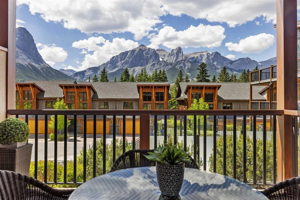 1105 Spring Creek Drive #206