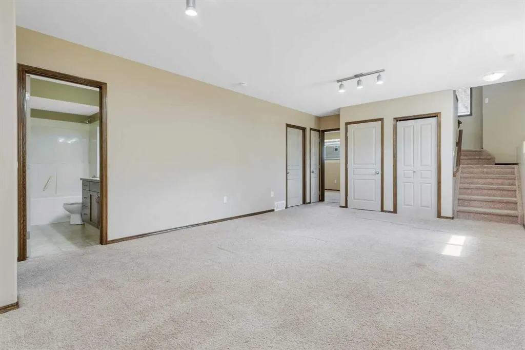 80 Hinshaw Drive