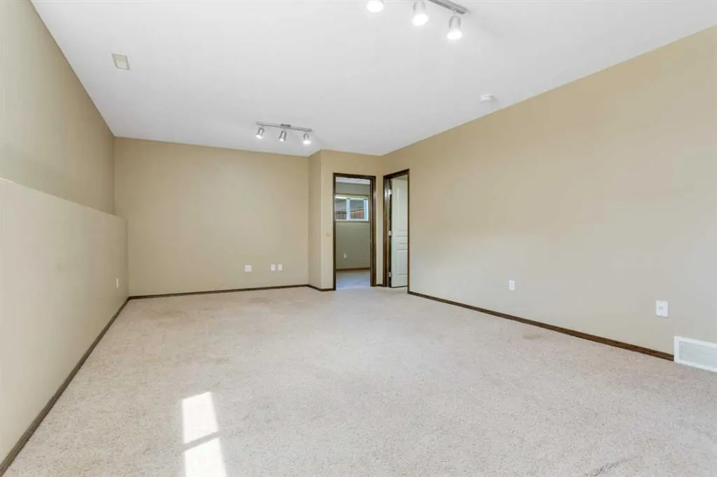 80 Hinshaw Drive