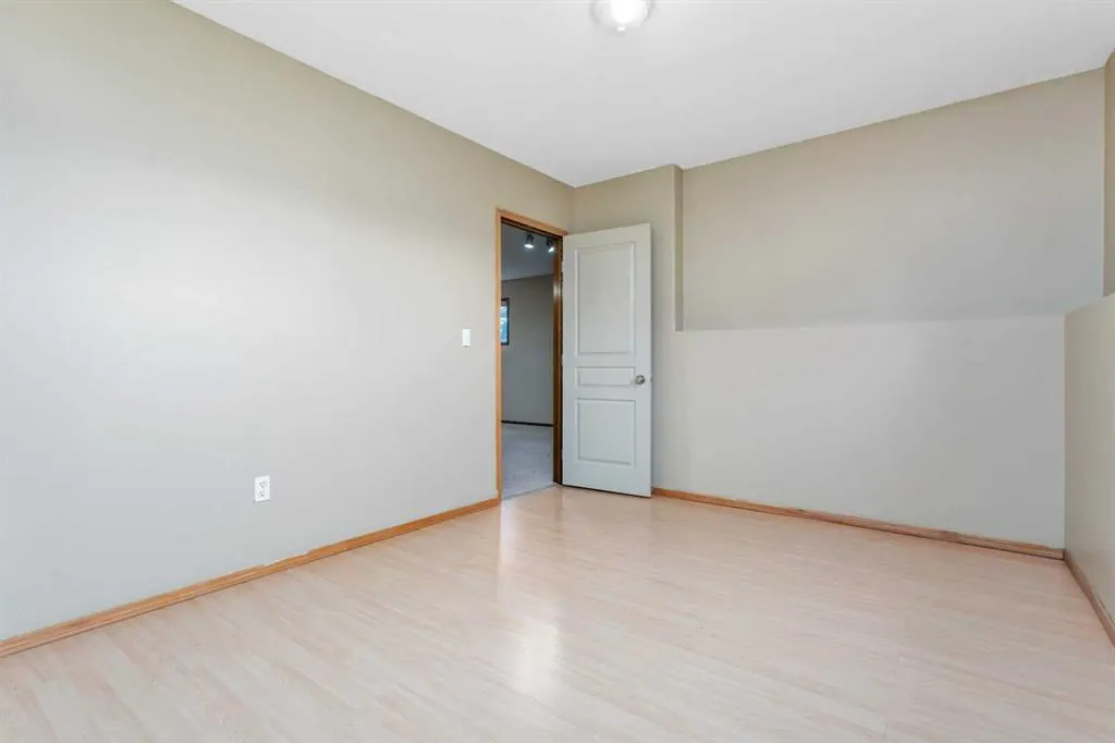 80 Hinshaw Drive