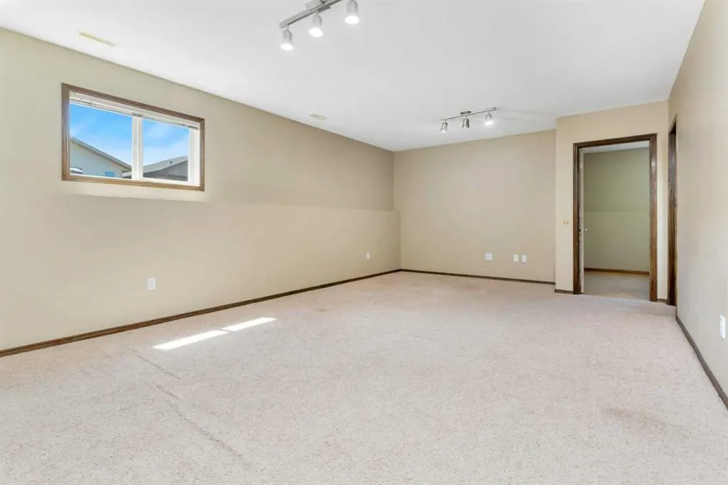 80 Hinshaw Drive