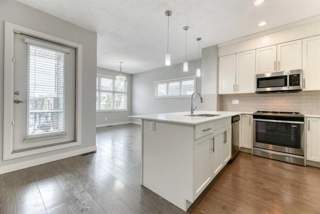 197 Silverado Plains Park SW