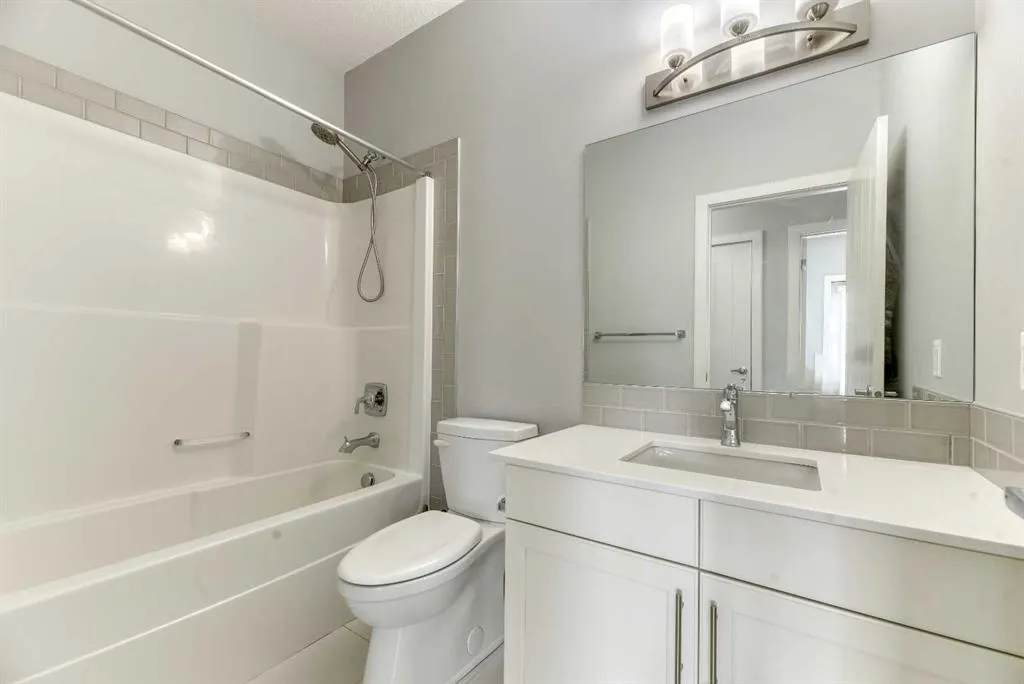 197 Silverado Plains Park SW