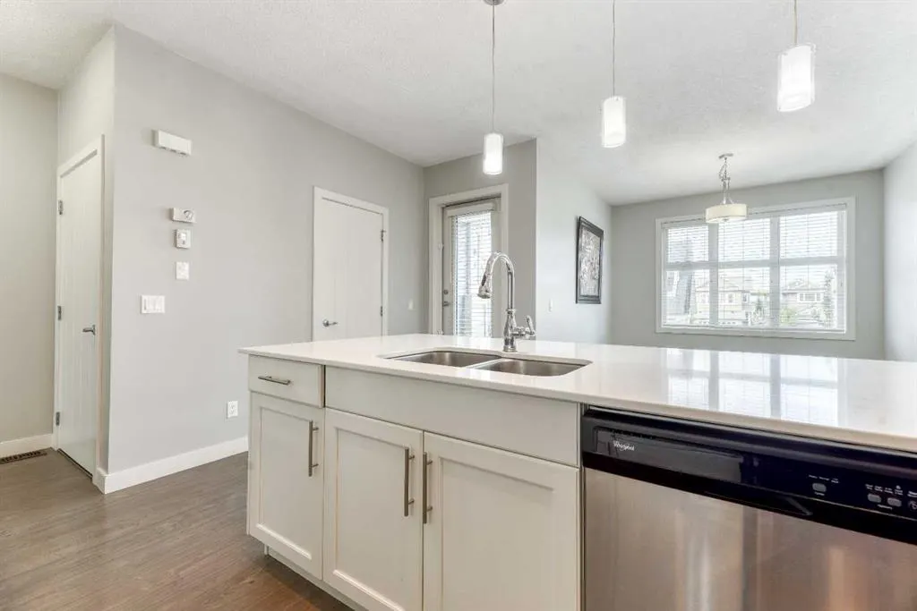 197 Silverado Plains Park SW