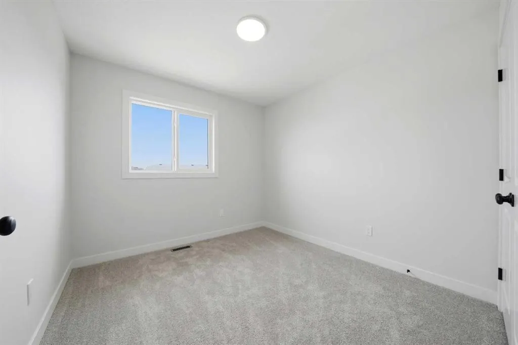 85 Pinnacle Close