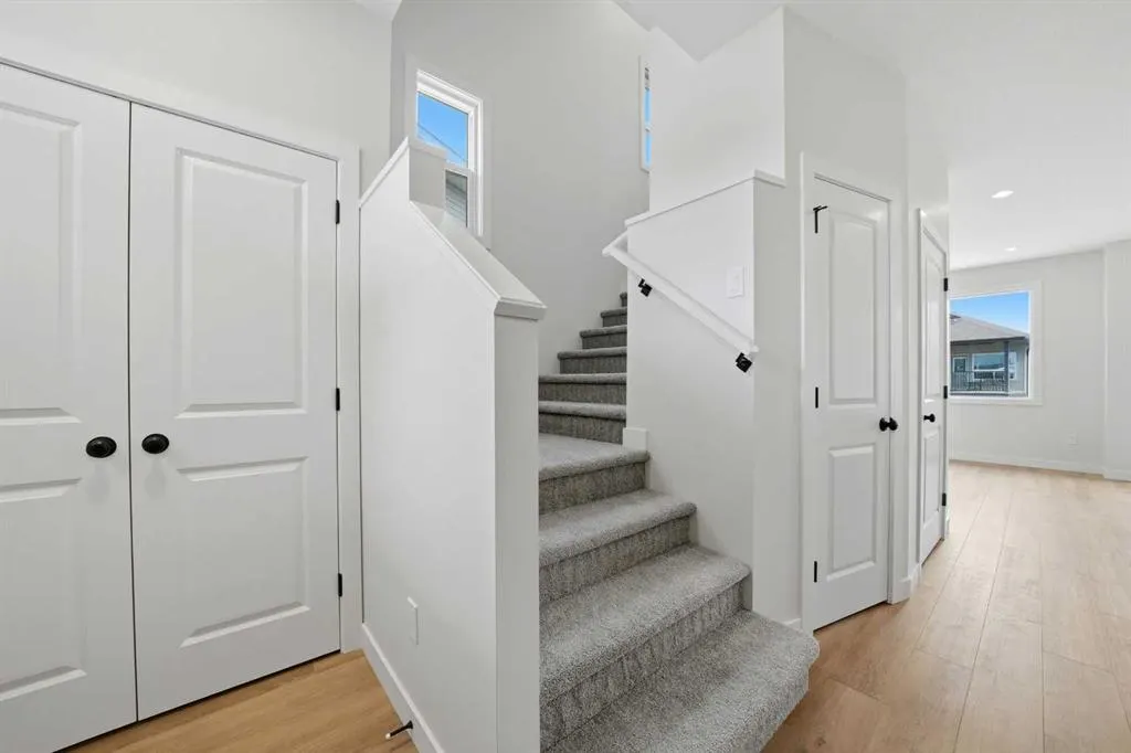 85 Pinnacle Close
