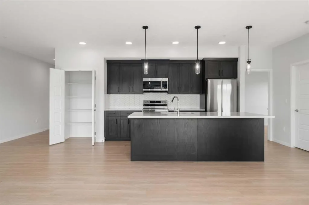 42 Cranbrook Gardens SE #2310