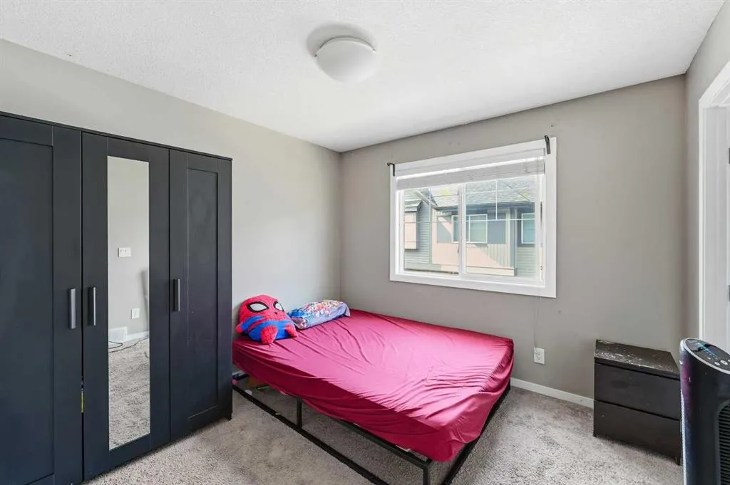 28 New Brighton Point SE