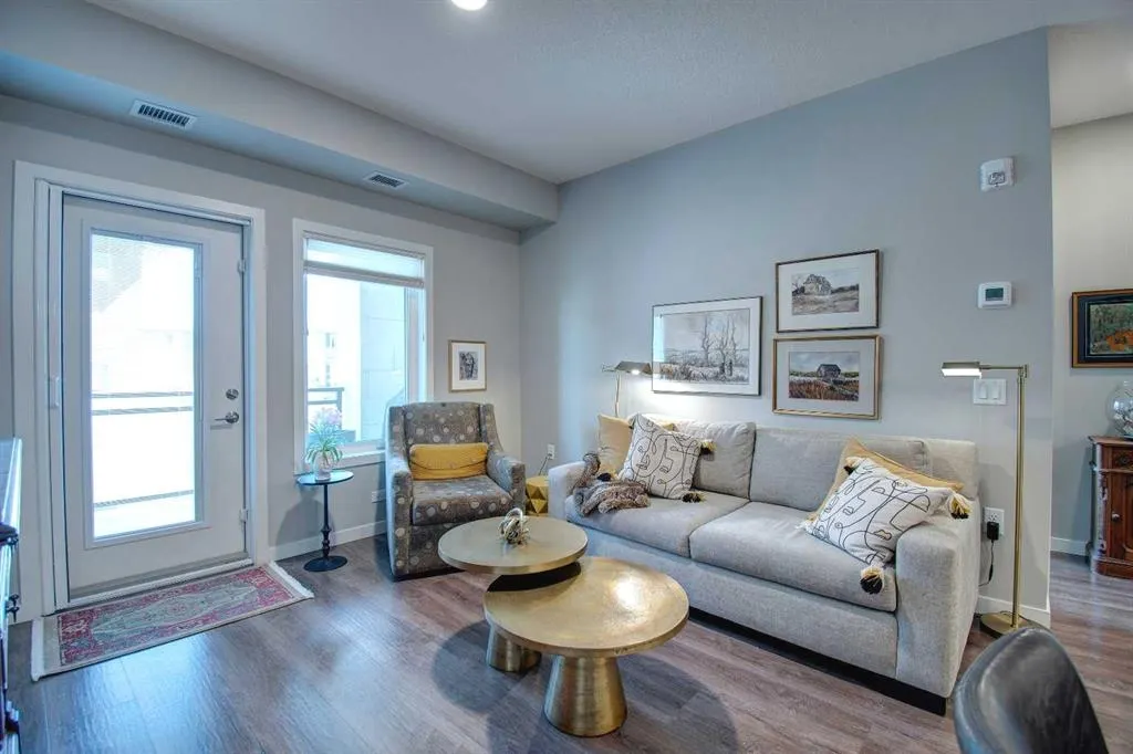 12 Mahogany Path SE #208